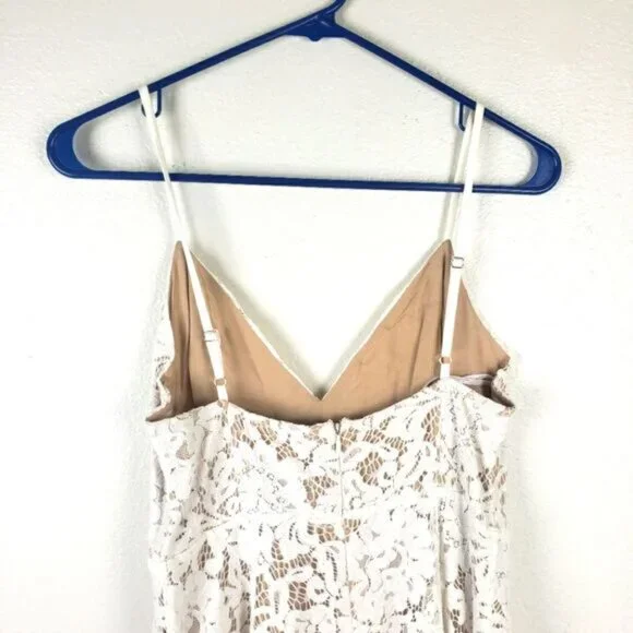 Women's Lulu's Elegant White Nude HI-LOW Lace Dress Size Medium - Picture 5 of 9